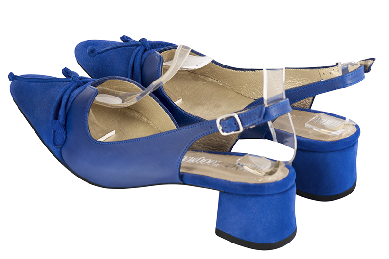 Electric blue women's open back shoes, with a knot. Tapered toe. Low flare heels. Rear view - Florence KOOIJMAN